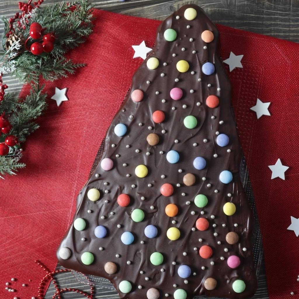 Christmas Tree Cake