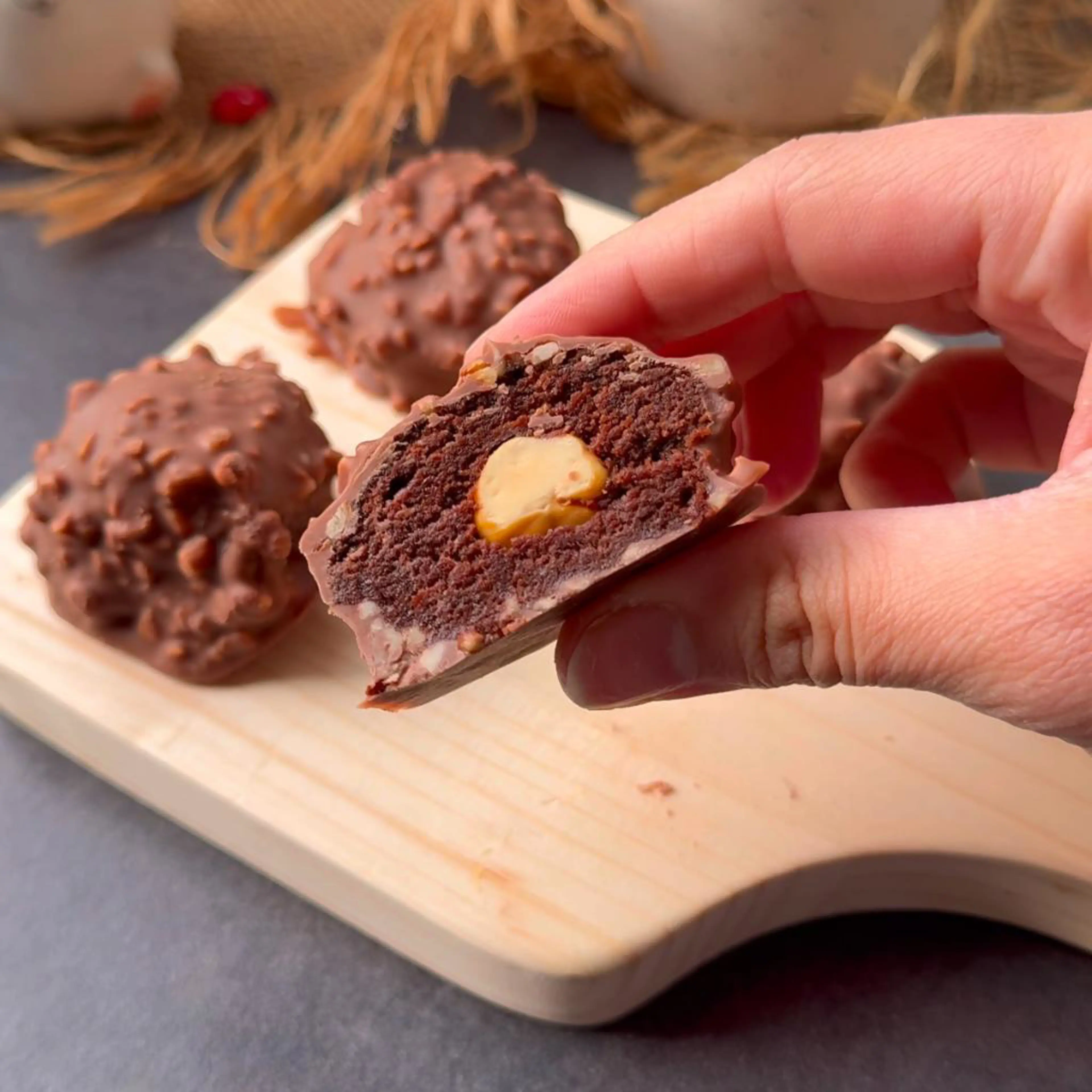 Hausgemachte Ferrero Rocher für die Befana