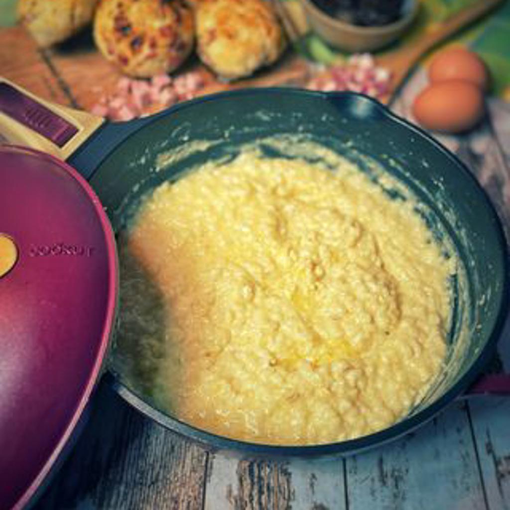 أرز كاتشيو وبيض