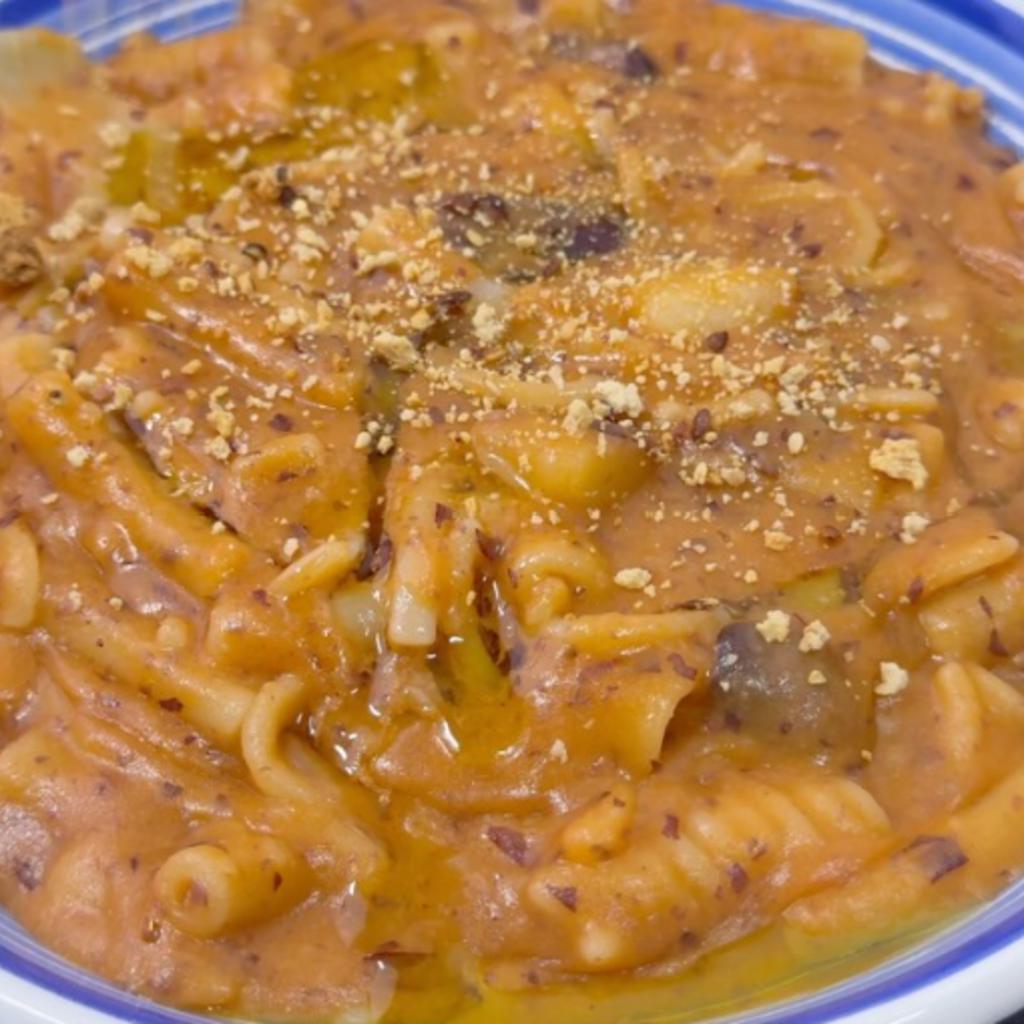 Pasta mit Kartoffeln und Bohnen