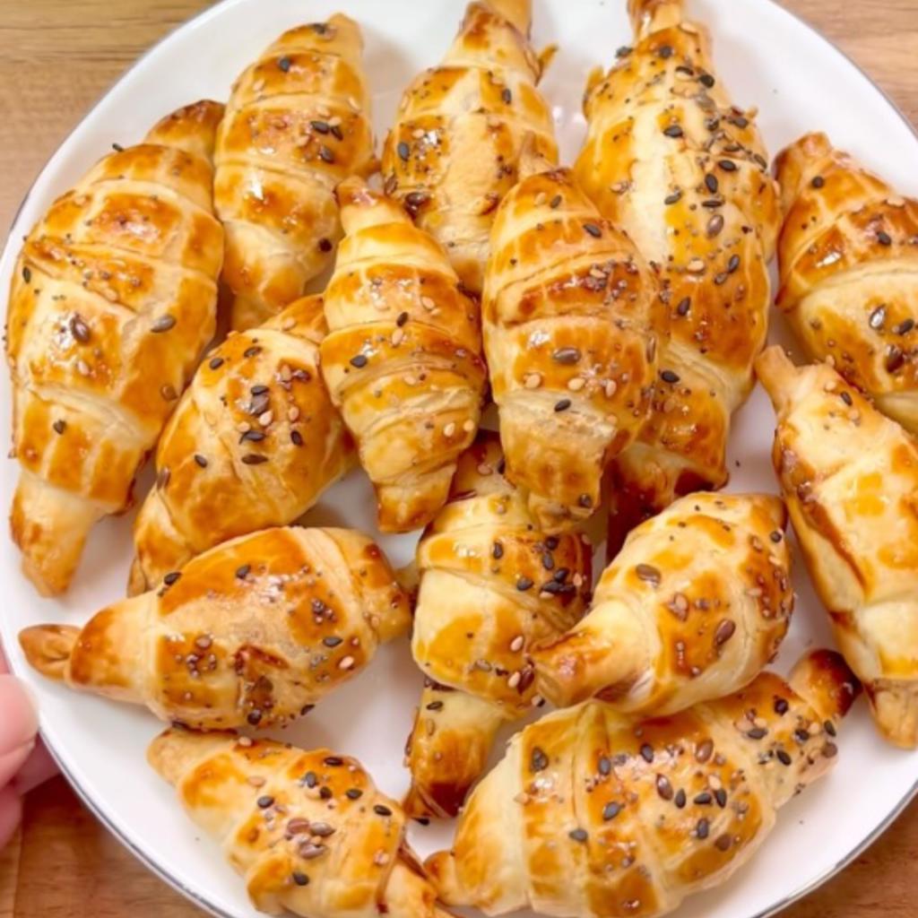 Savory Croissants in 5 Minutes