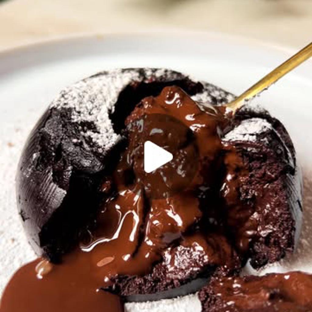 Molten Chocolate Cake