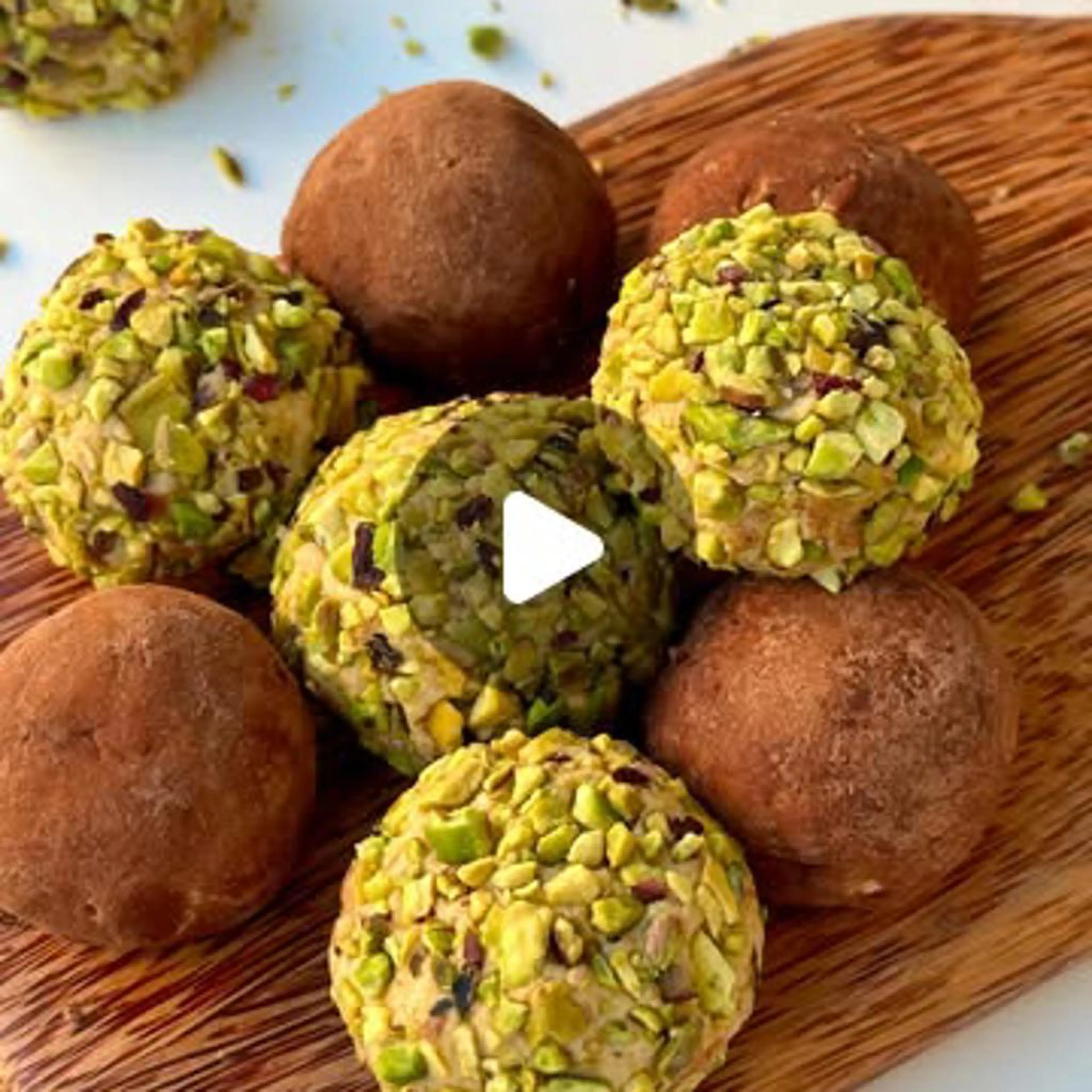Trufas de chocolate e pistácio
