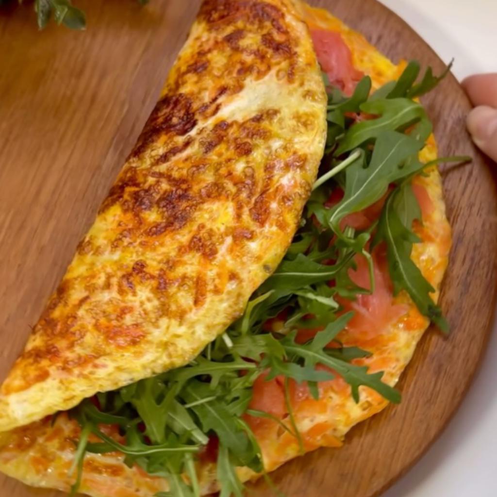 Frittata di carote con salmone e rucola