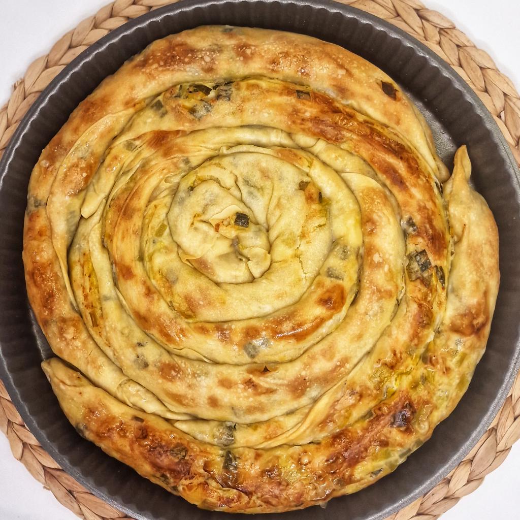 Byrek with leeks and lactose-free ricotta