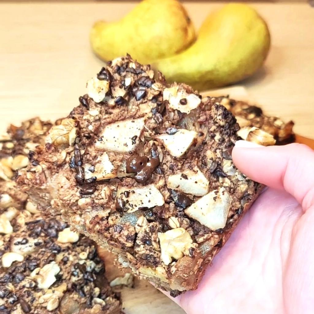 Baked Porridge with Pear, Walnuts, and Chocolate