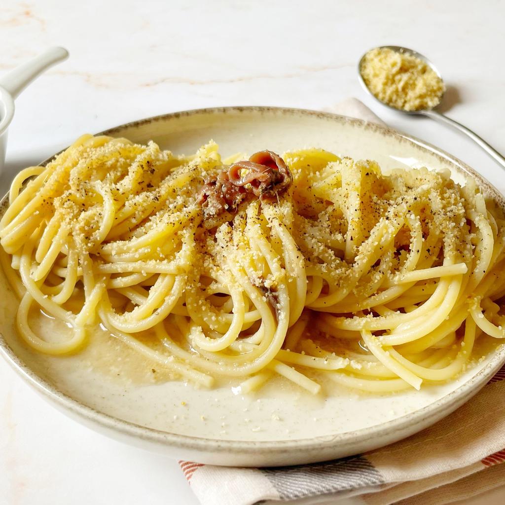 Spaghetti with Butter and Anchovies