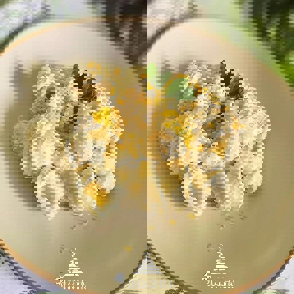 Orecchiette con ricotta, limone e granella di nocciole