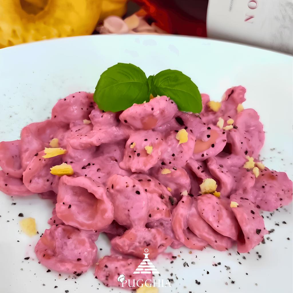 Orecchiette al vino rosso con crema di ricotta e barbabietola