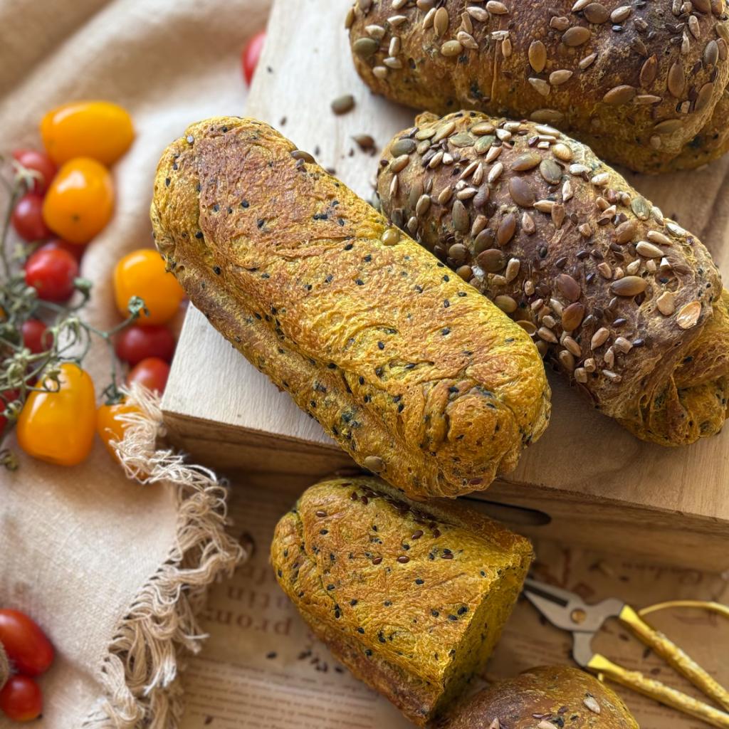 Pumpkin Buns with Black Sesame Seeds