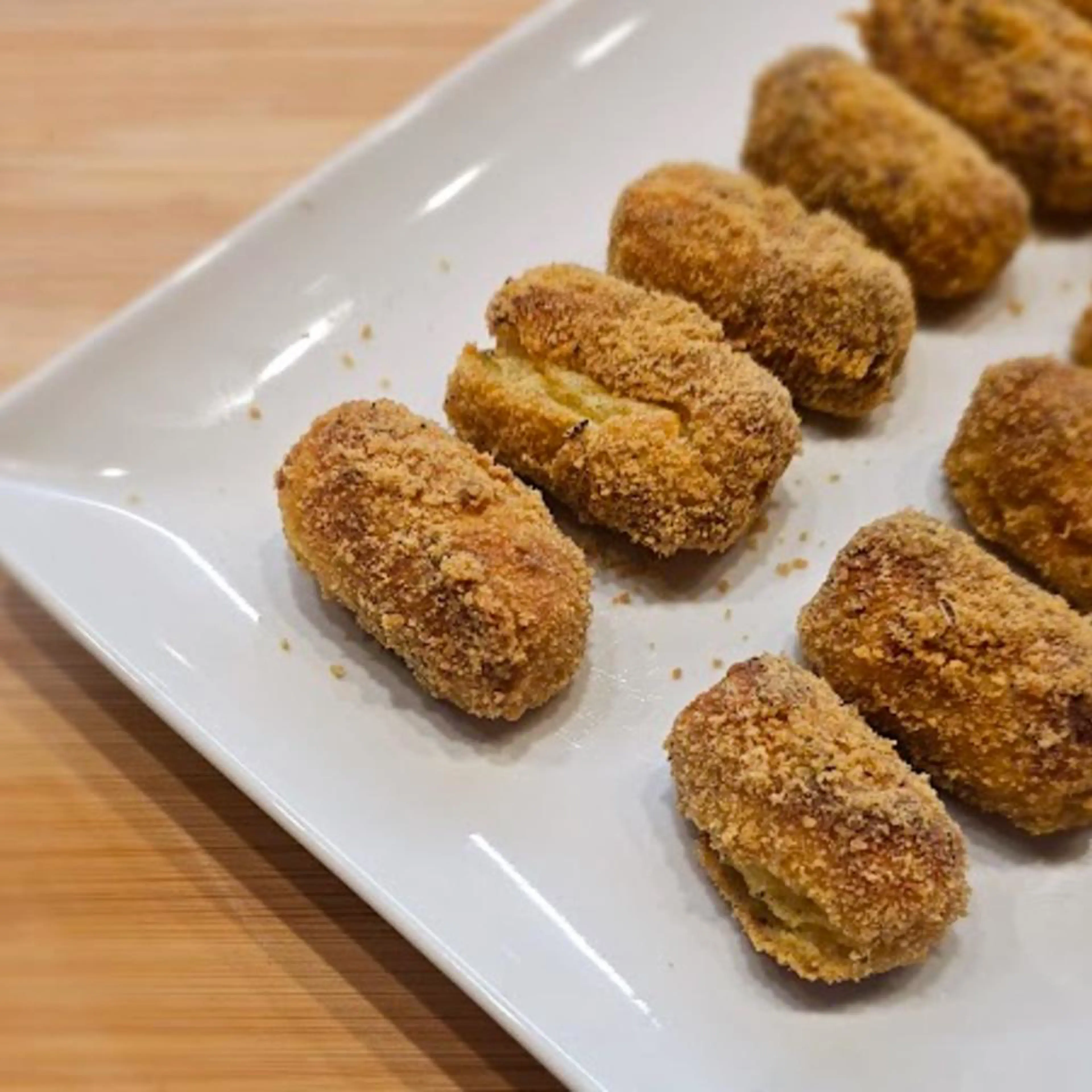 Potatiskroketter panerade med glutenfria taralli