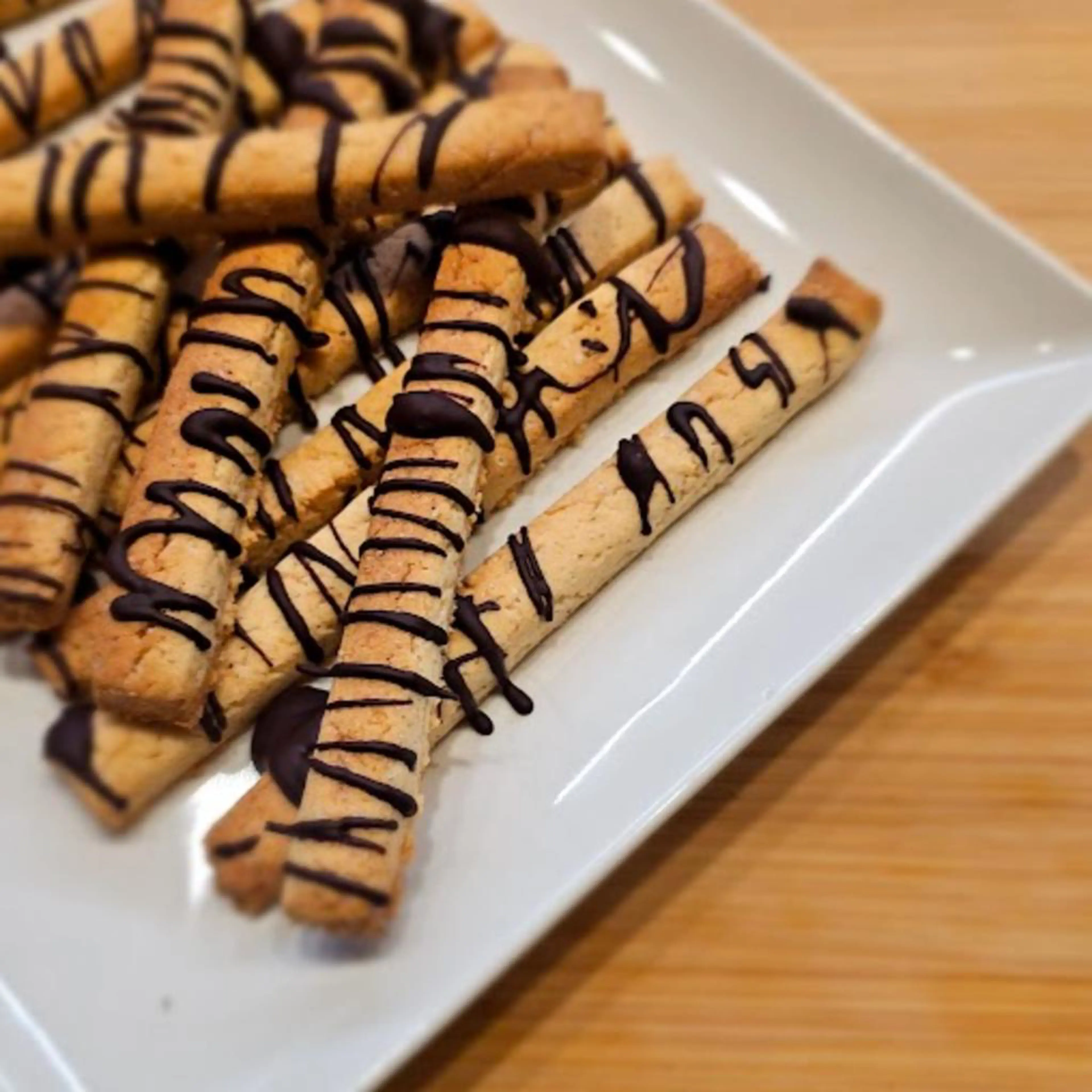 Gluten-free and lactose-free breadstick cookies