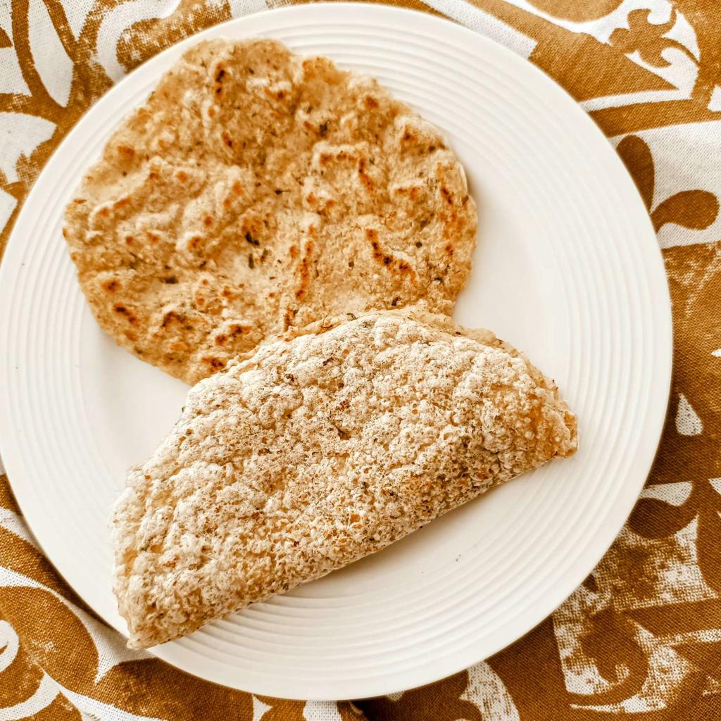 Flatbread without oat bran flour and mint