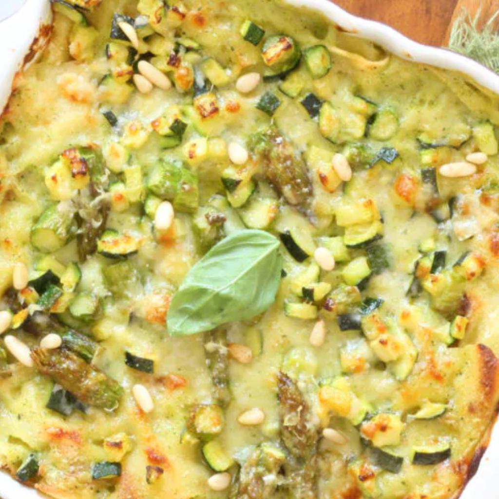 Lasagne di pane carasau con pesto di zucchine e pesce marinato nella birra