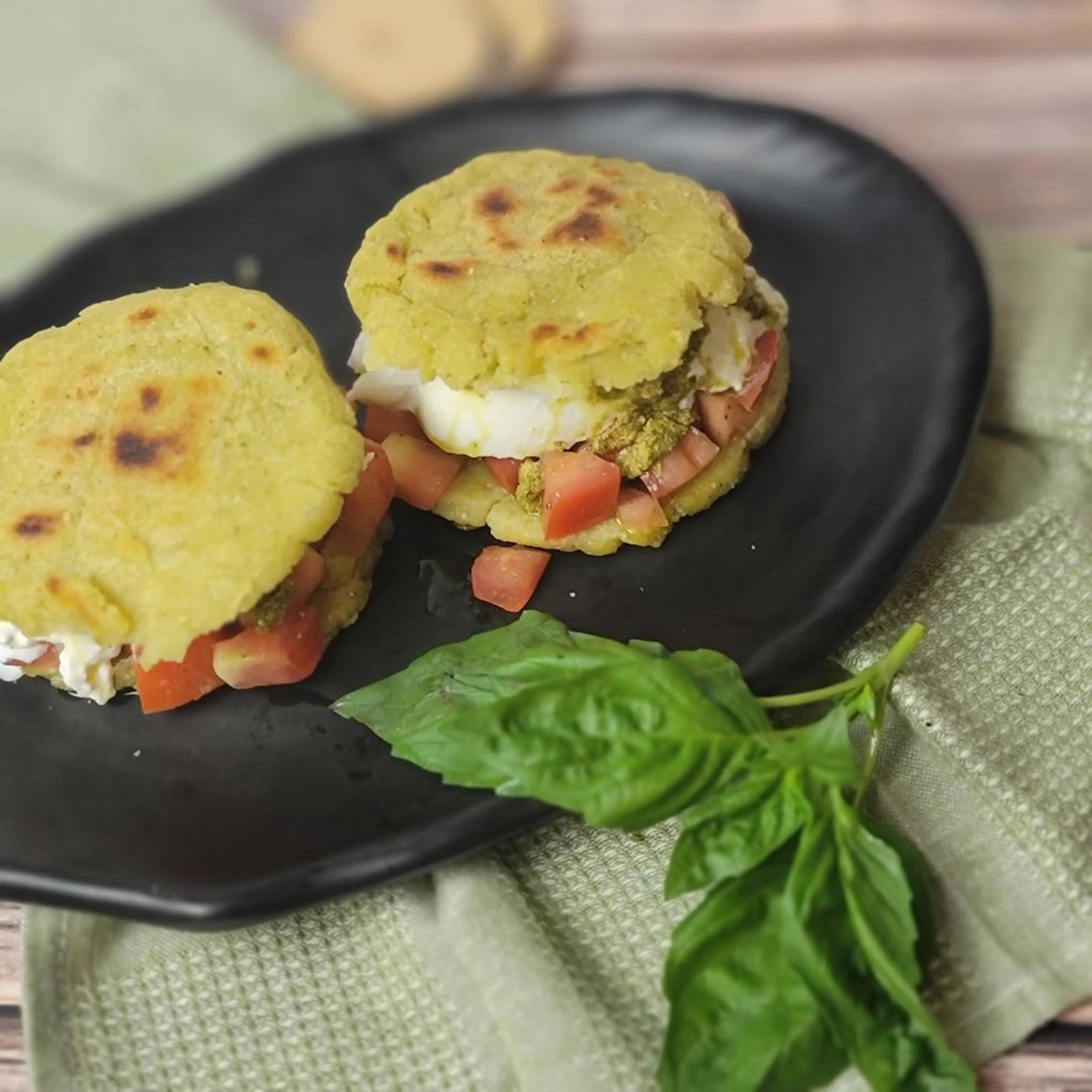 Pesto arepas