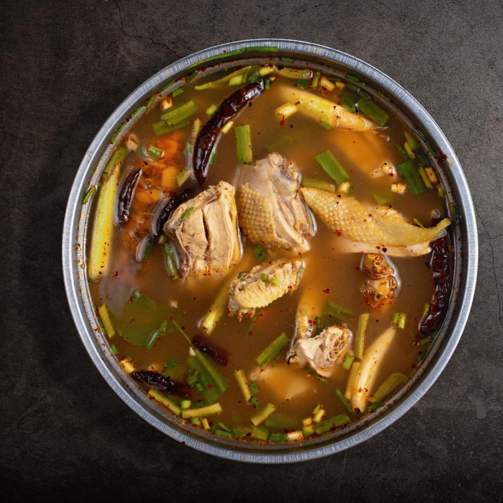 Sopa de frango com cerveja clara