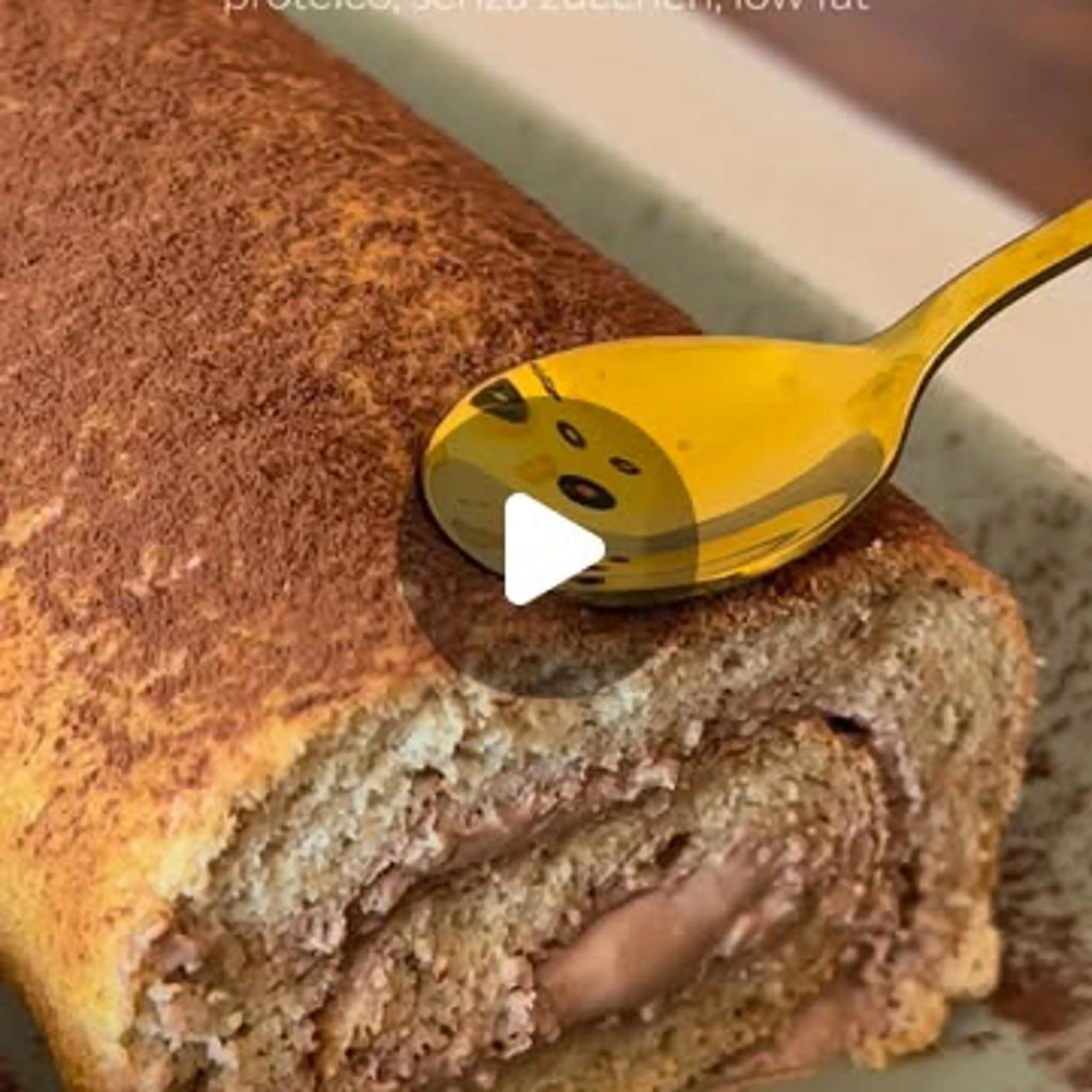 Soft and creamy roll with peanut and chocolate flavor