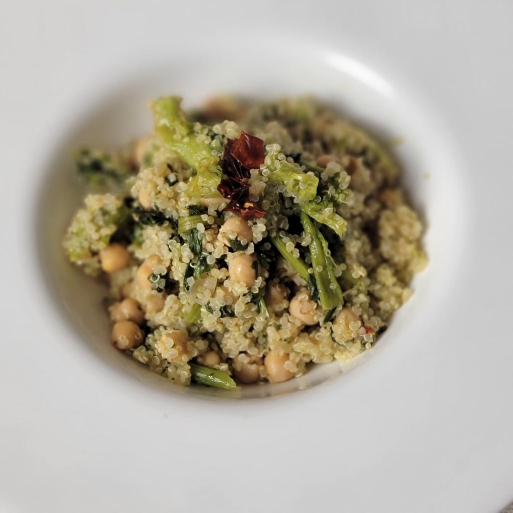 Quinoa with turnip tops and chickpeas