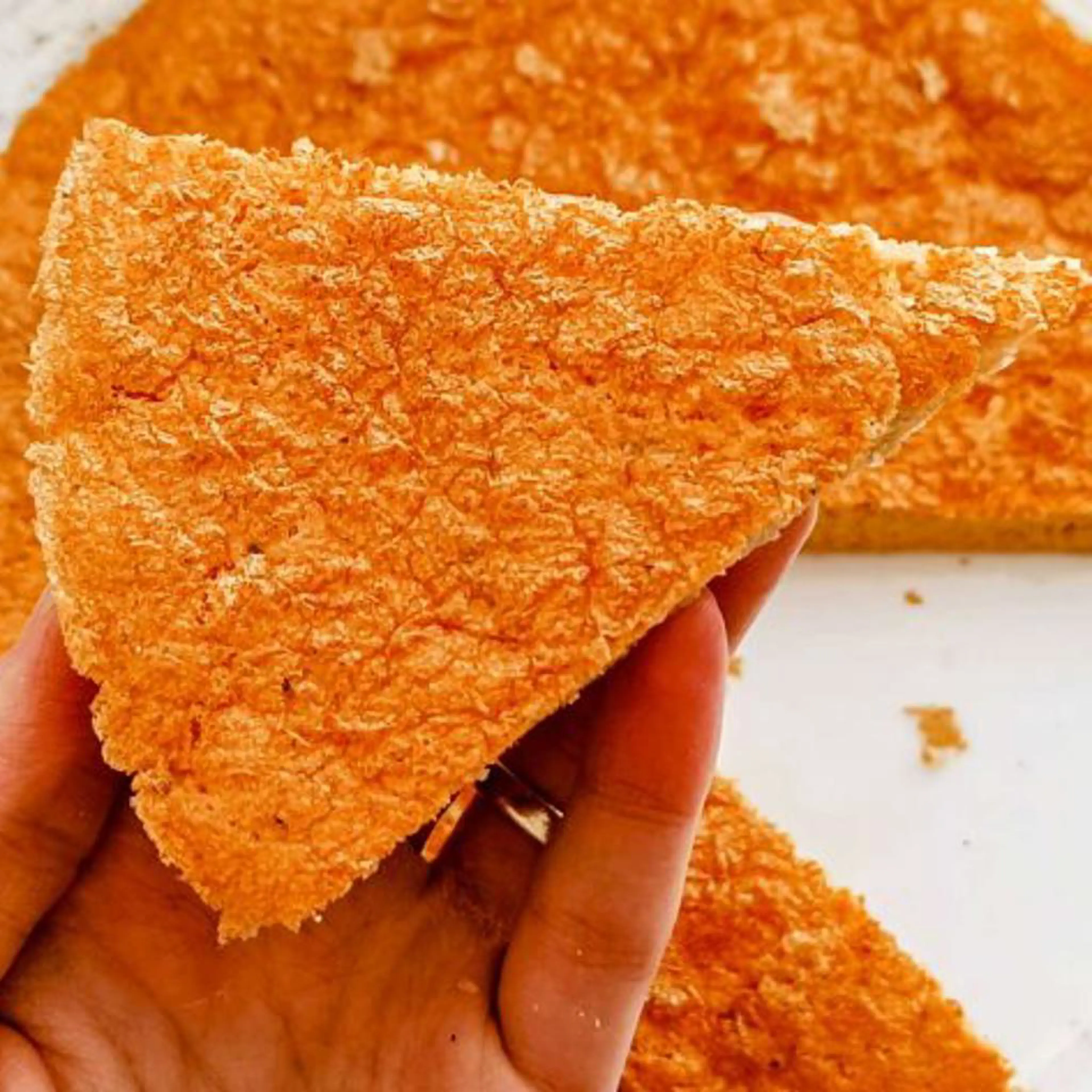 Lentil flatbread with tomato sauce (egg-free)