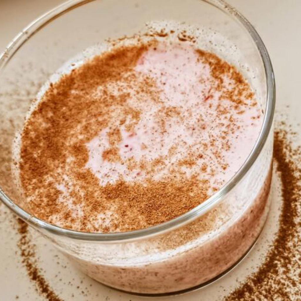 केफिर स्ट्रॉबेरी और कोलेजन