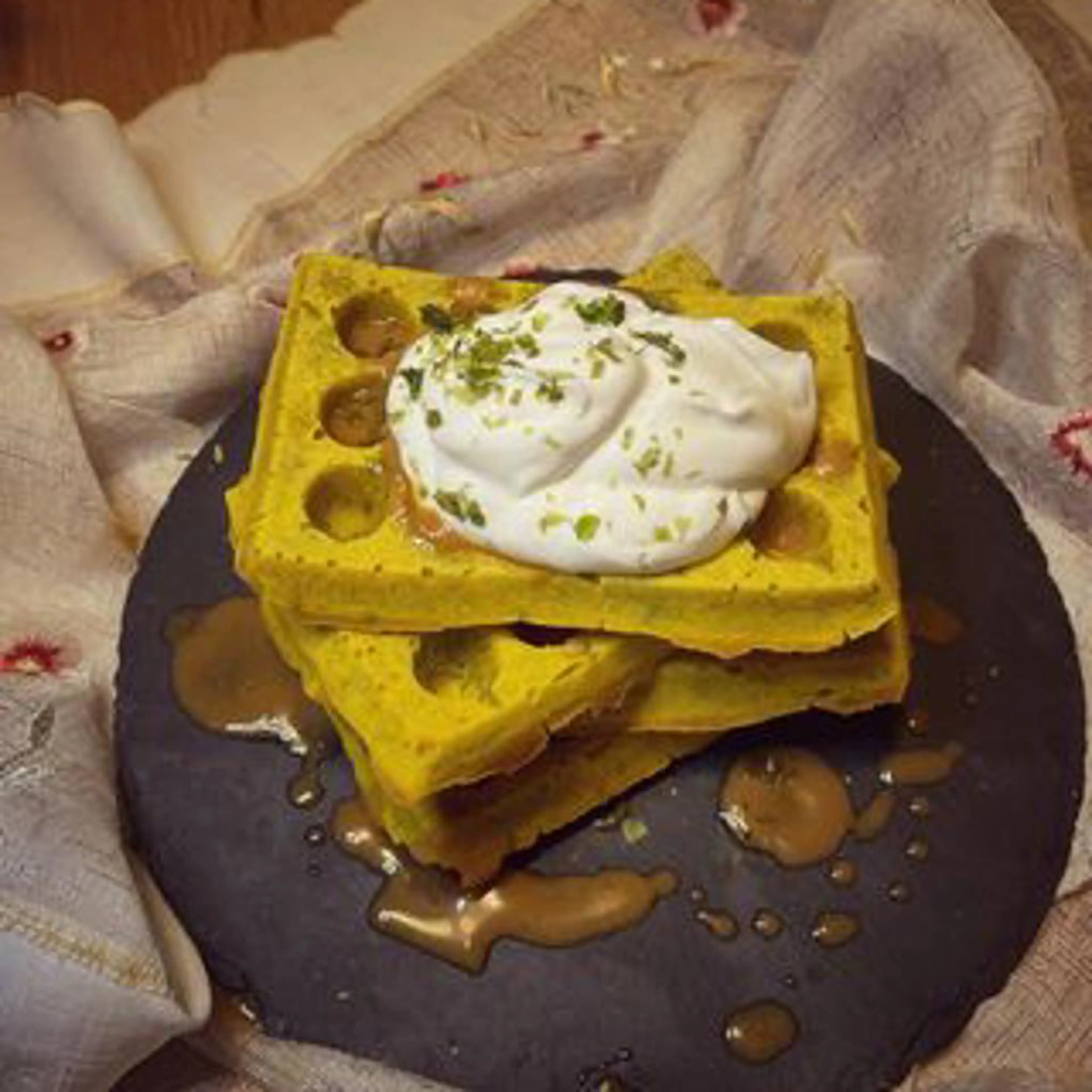 Gluten-free savory waffle