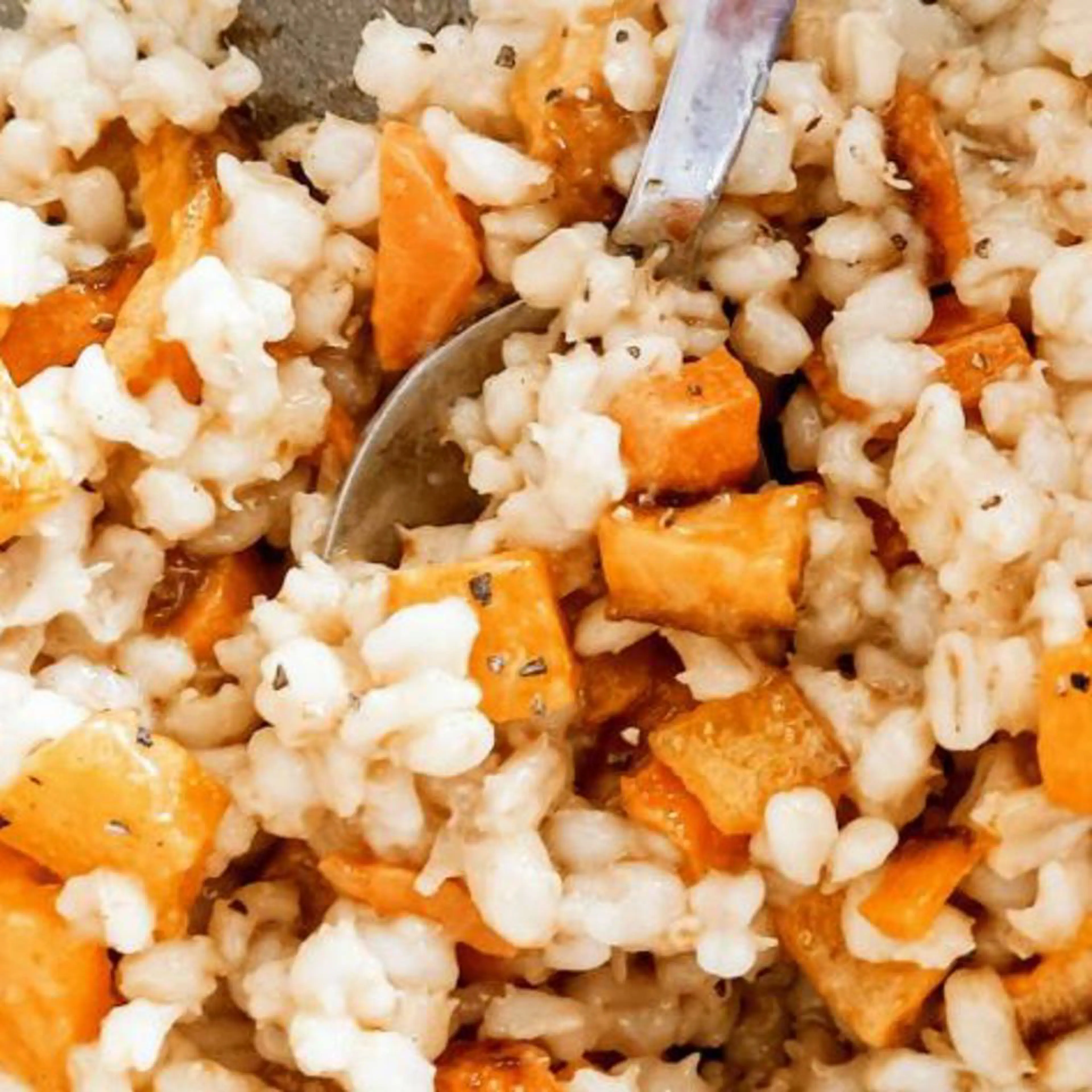 Pearled barley with pumpkin and carrots