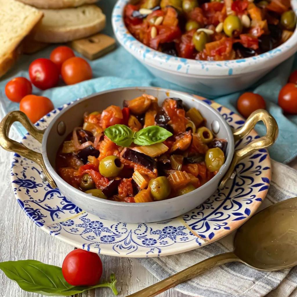 Caponata di melanzane ('a capunata ri milinciani)