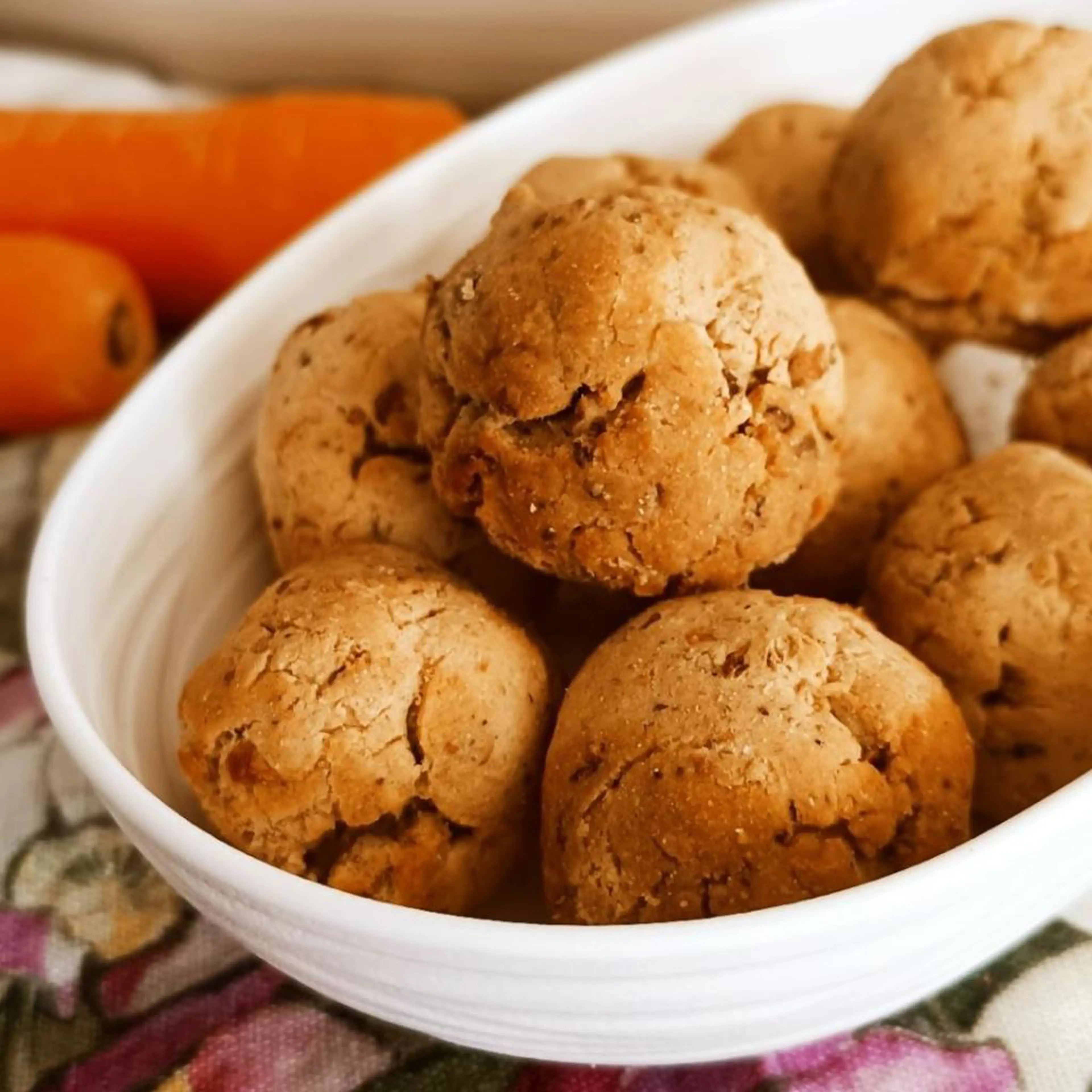 Falafel de grão-de-bico com cogumelos shiitake