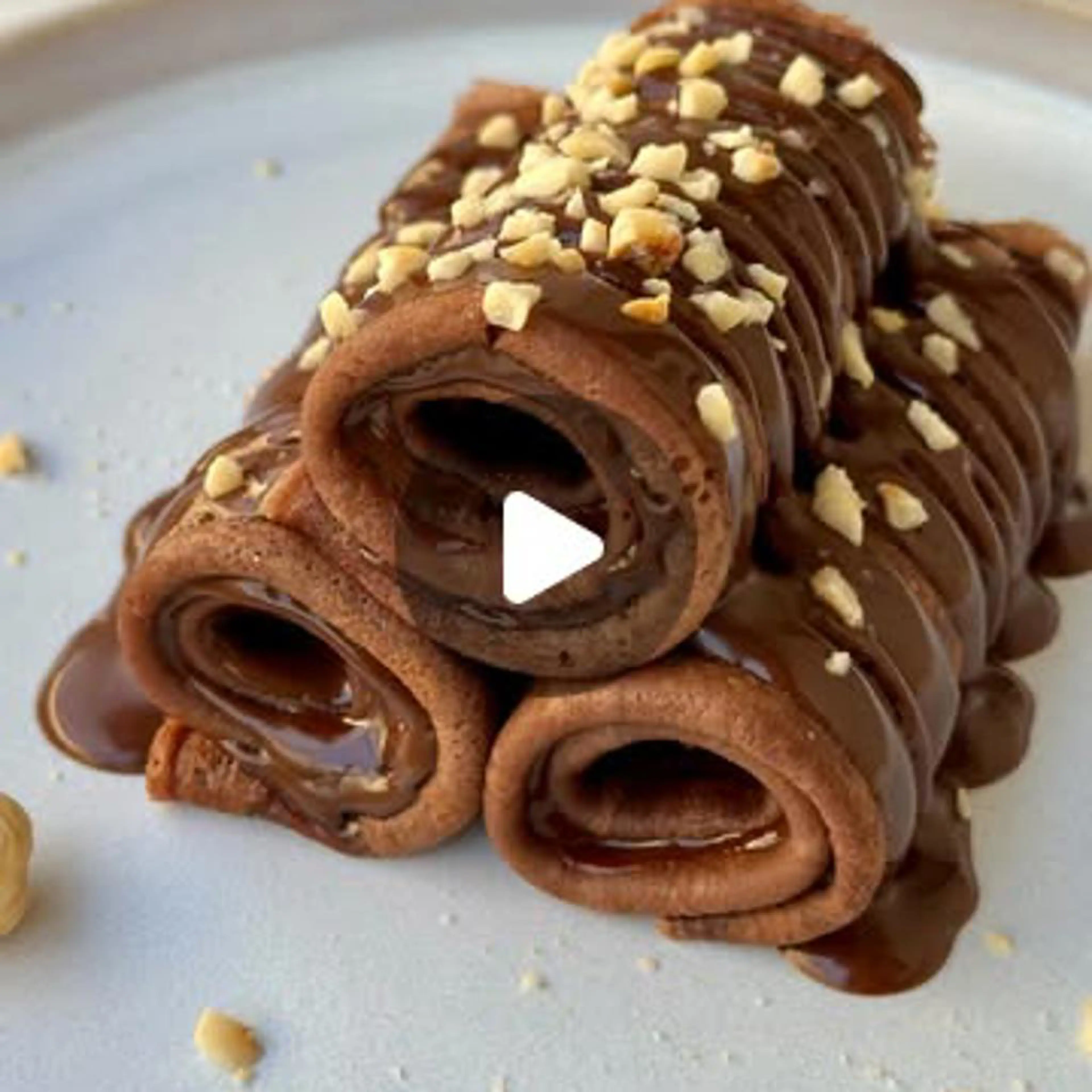 Cocoa crêpe rolls (sugar-free and egg-free)