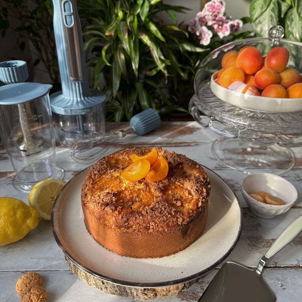 Torta con crema alla ricotta e albicocche