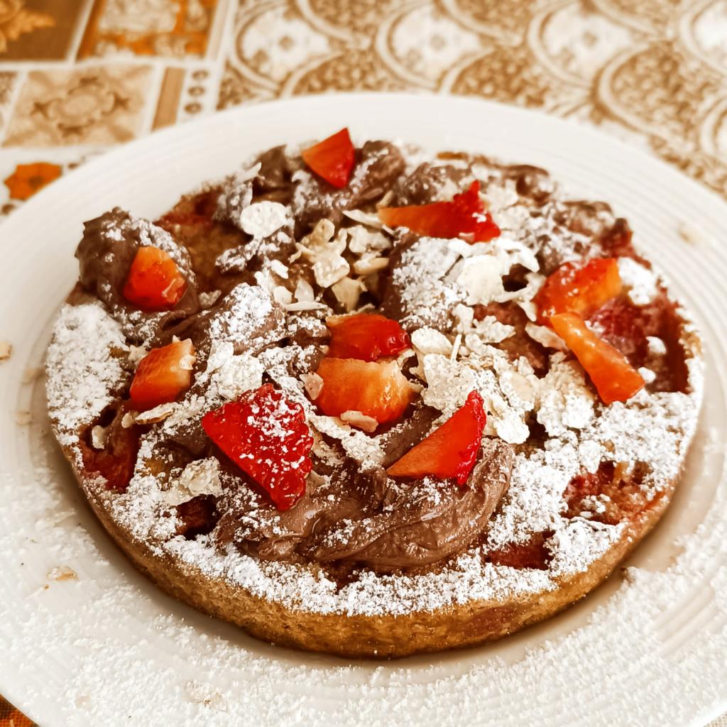Torta alle fragole senza zucchero e senza glutine