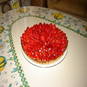 تارت بالفراولة الطازجة