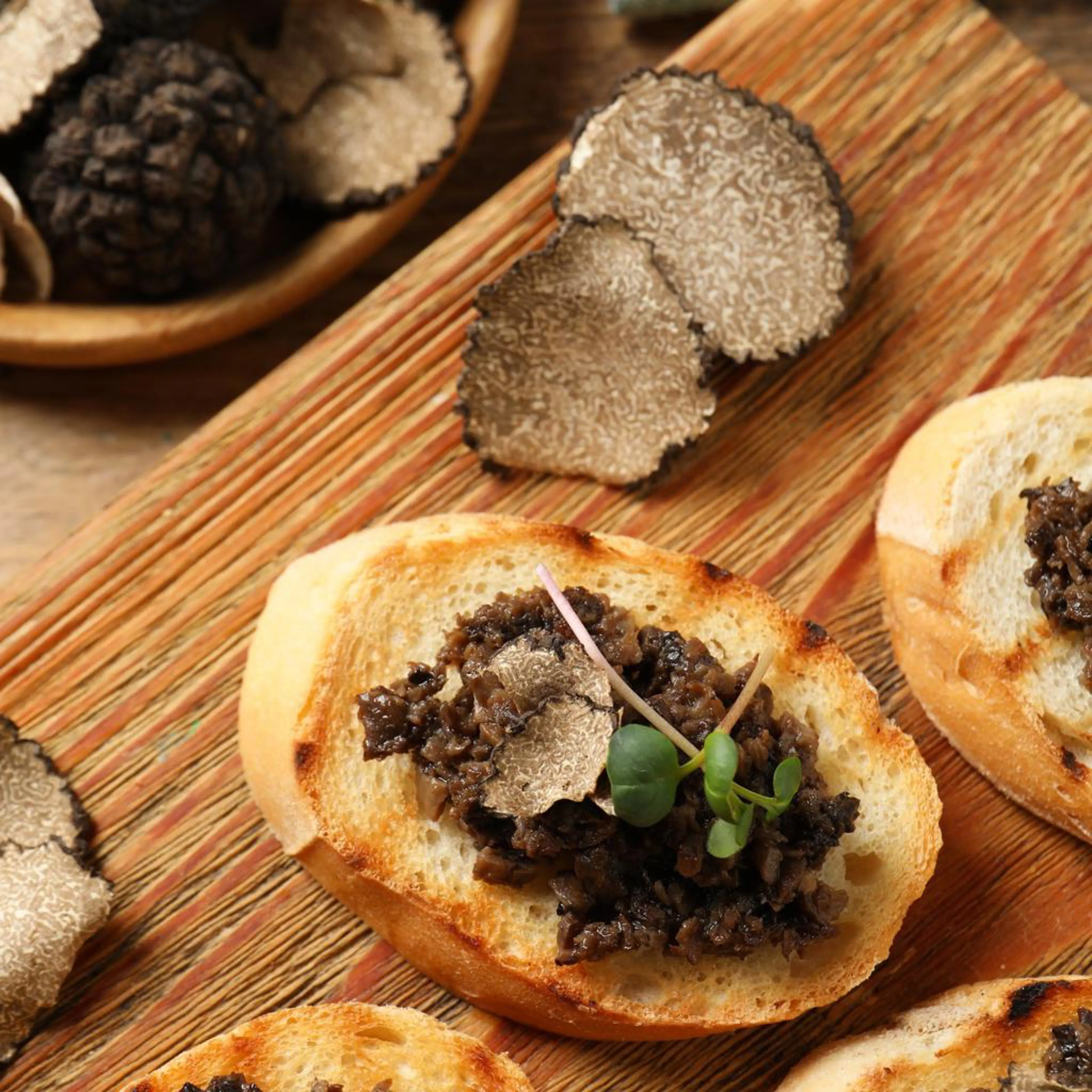 Crostini mit Trüffeln
